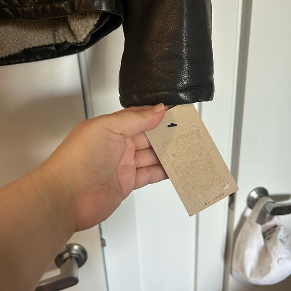 NWT leather Levi’s jacket - Picture 6 of 10